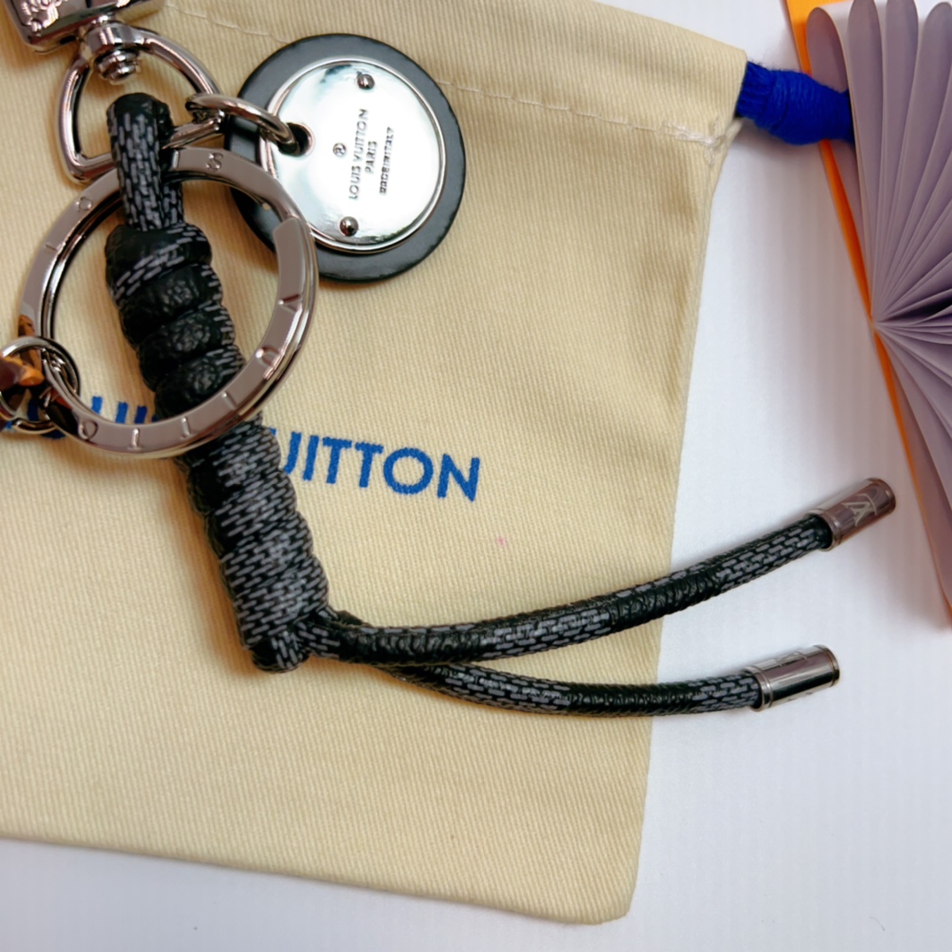 04812b12a515441a4233c3867bc696d4_1713423668_4542.jpg 04812b12a515441a4233c3867bc696d4_1713423668_4542.jpg