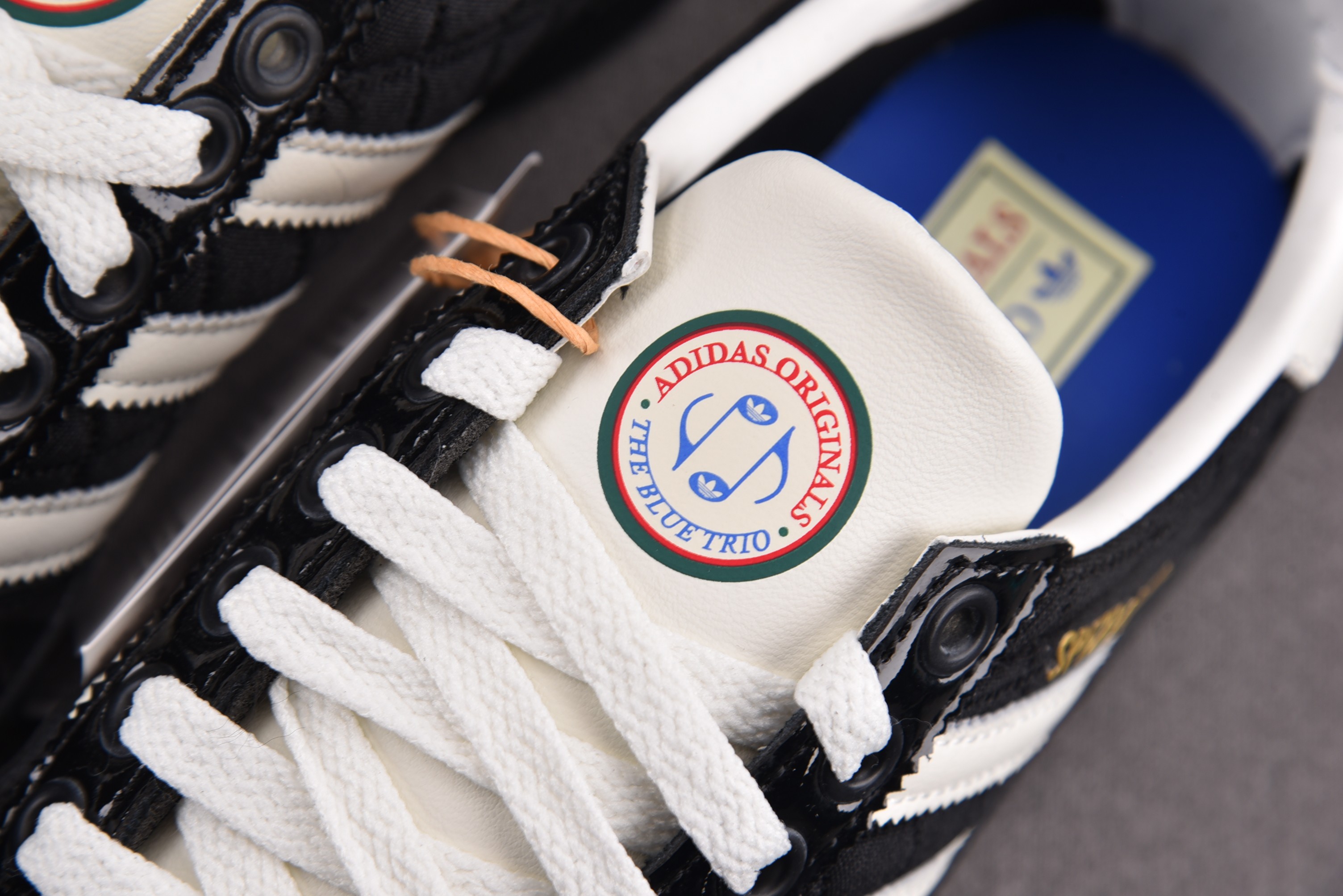 81e5c889360d52a93a6f369023acdccb_1726799484_7231.jpg 81e5c889360d52a93a6f369023acdccb_1726799484_7231.jpg