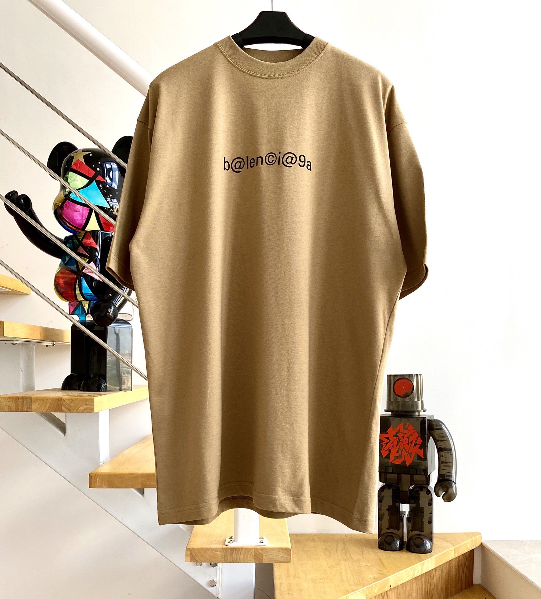 [계단집] 발렌시아가 레터링 티셔츠 balenciaga