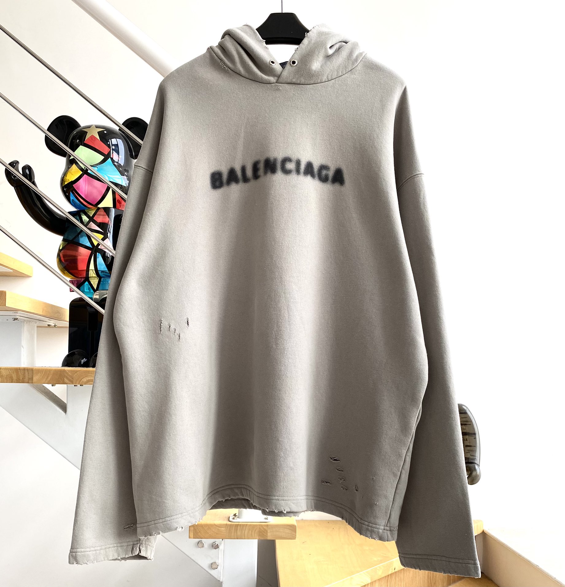 [계단집] 발렌시아가 모호 모노그램 대미지 후드티 balenciaga