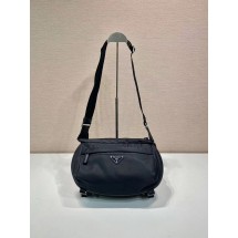 프라다 리나일론 및 사피아노 가죽 숄더백 2VH994-973-F0002-V-OOO 15.5*14*27cm 