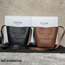JXG 셀린느 스무스 카프스킨 스몰 버킷백 레더 트리옹프 22*24*13cm 198243 2컬러 