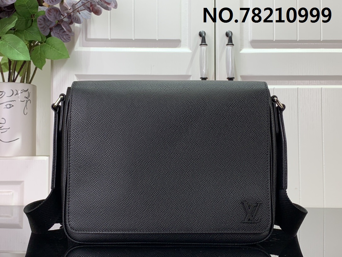 [88factory] 루이비통 디스트릭트 PM 타이가 블랙 26*20*7cm M30850 