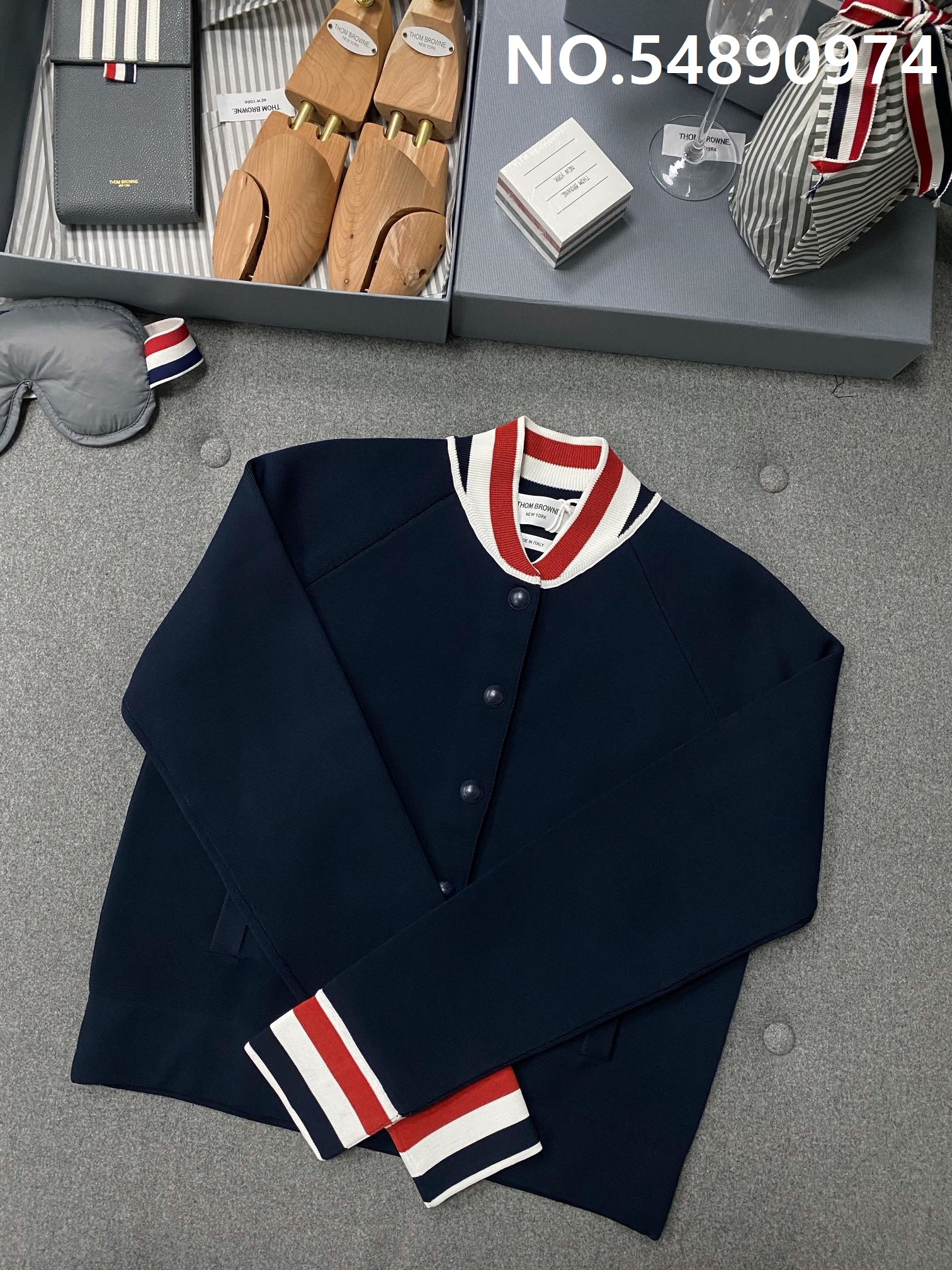 TJ공장 톰브라운 봄버 자켓 네이비 Thombrowne