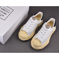 미하라 야스히로 흰색 가죽 스니커...