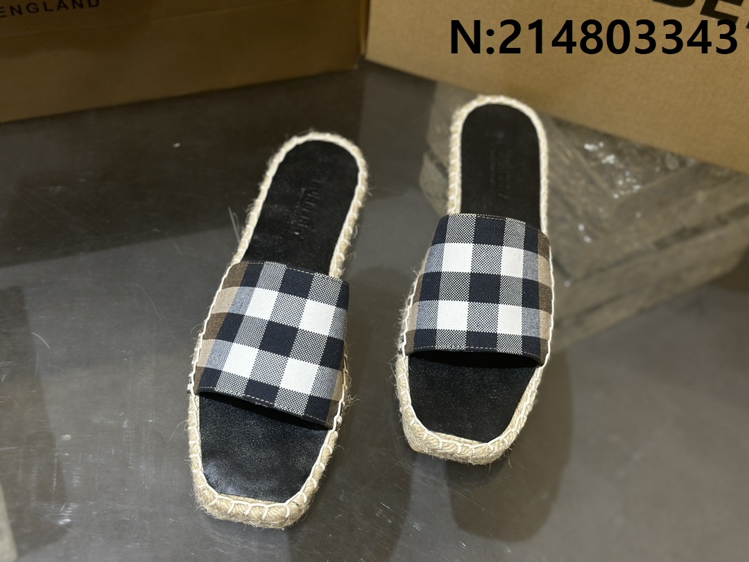 [152] 버버리 린넨 체크 슬리퍼 burberry
