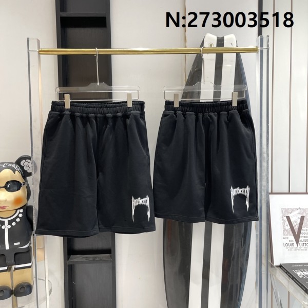 V공장 버버리 날개 모노그램 반바...