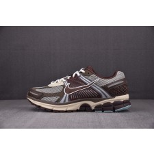 나이키 줌 보메로5 NK Air Zoom Vomero 5 LT아이언 nike
