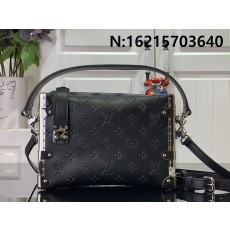 [88factory] 루이비통 사이드 트렁크 엠보 모노그램 Petite Malle 숄더백 M46358 21*14*6cm 2컬러