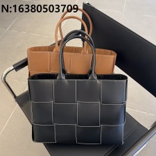 징 팩토리 보테가베네타 미디움 아르코 토트백 756682 37*27*9cm 2컬러 