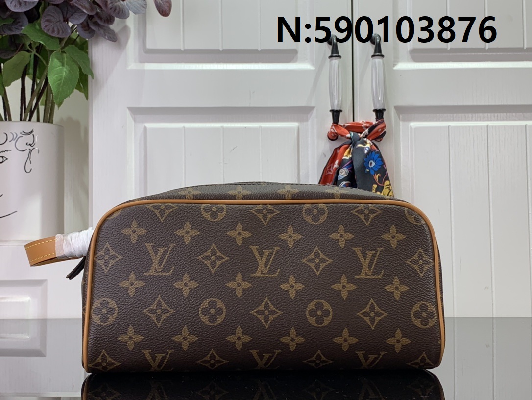[88factory] 루이비통 도프 키트 모노그램 마카사르 샤프론 오렌지 M46696 28*15*16.5cm 