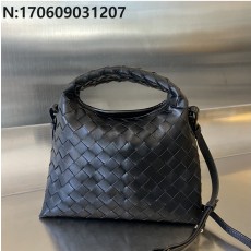 징 팩토리 보테가베네타 미니 홉 ...