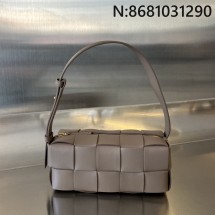 징 팩토리 보테가베네타 스몰 브릭 카세트 729166 23.5*10*20cm 라이트 커피 