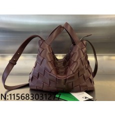 징 팩토리 보테가베네타 볼링 카세...