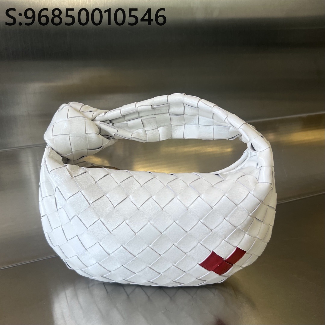 징 팩토리 보테가베네타 하트 미니 조디 651876 23*28*8cm 화이트 
