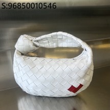 징 팩토리 보테가베네타 하트 미니 조디 651876 23*28*8cm 화이트 