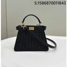 [니콜] 펜디 피카부 I SEE U 쁘띠 블랙 자카드 인터레이스 가죽 백 20*10.5*15cm 5컬러 