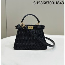 [니콜] 펜디 피카부 I SEE U 쁘띠 블랙 자카드 인터레이스 가죽 백 20*10.5*15cm 5컬러 