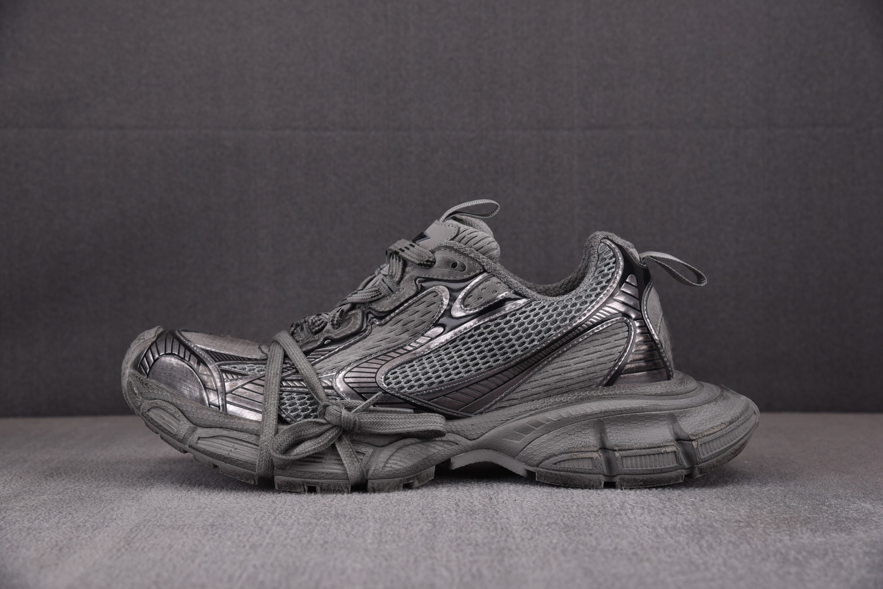 [NEW CY]발렌시아가 Balenciaga 3XL 다크 그레이