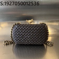 징 팩토리 보테가베네타 노트 폰덴테 19*11.5*5cm 776662 