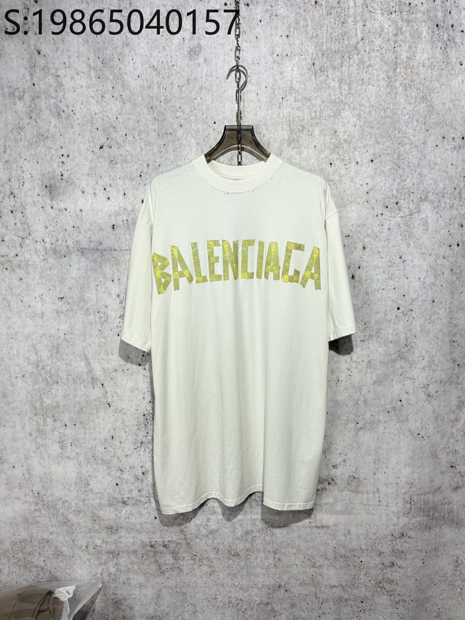 [사슬공장] 발렌시아가 23SS 테이프 모노그램 반팔티 화이트 balenciaga