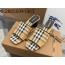 [152] 버버리 여성용 모노그램 패치 체크 힐 뮬 슬리퍼  2컬러 burberry