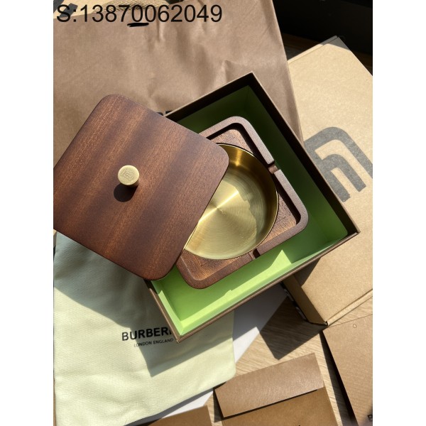 AGG 버버리 TB 모노그램 담뱃 재떨이 burberry