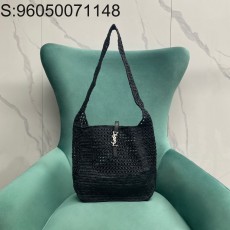 Pomegrante 생로랑 크로쉐와 스무스 가죽 소재의 라피아 호보백 690941 37*14*30cm 블랙 