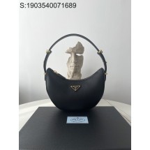 black frame 공장 프라다 아르케 스몰 가죽 숄더백 1BC194 22.5*18.5*6cm 블랙 