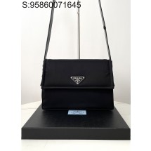 black frame 공장 프라다 미디엄 리나일론 패딩 숄더백 블랙 1BD255 30*21.5*12cm 