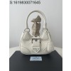 black frame 공장 프라다 문 패딩 나파 백 1BA381 7.5*22.5*16cm 화이트 