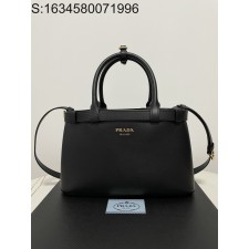black frame 공장 프라다 더블 벨트가 달린 프라다 버클 가죽 핸들백 1BA418 28*18*10.5cm 블랙 