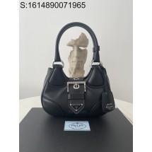 black frame 공장 프라다 문 패딩 나파 백 1BA381 7.5*22.5*16cm 블랙 