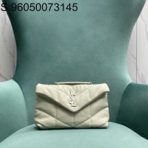 Pomegrante 생로랑 양가죽 PUFFER 토이 759337 23*8.5*15.5cm 라이트 베이지 은장 