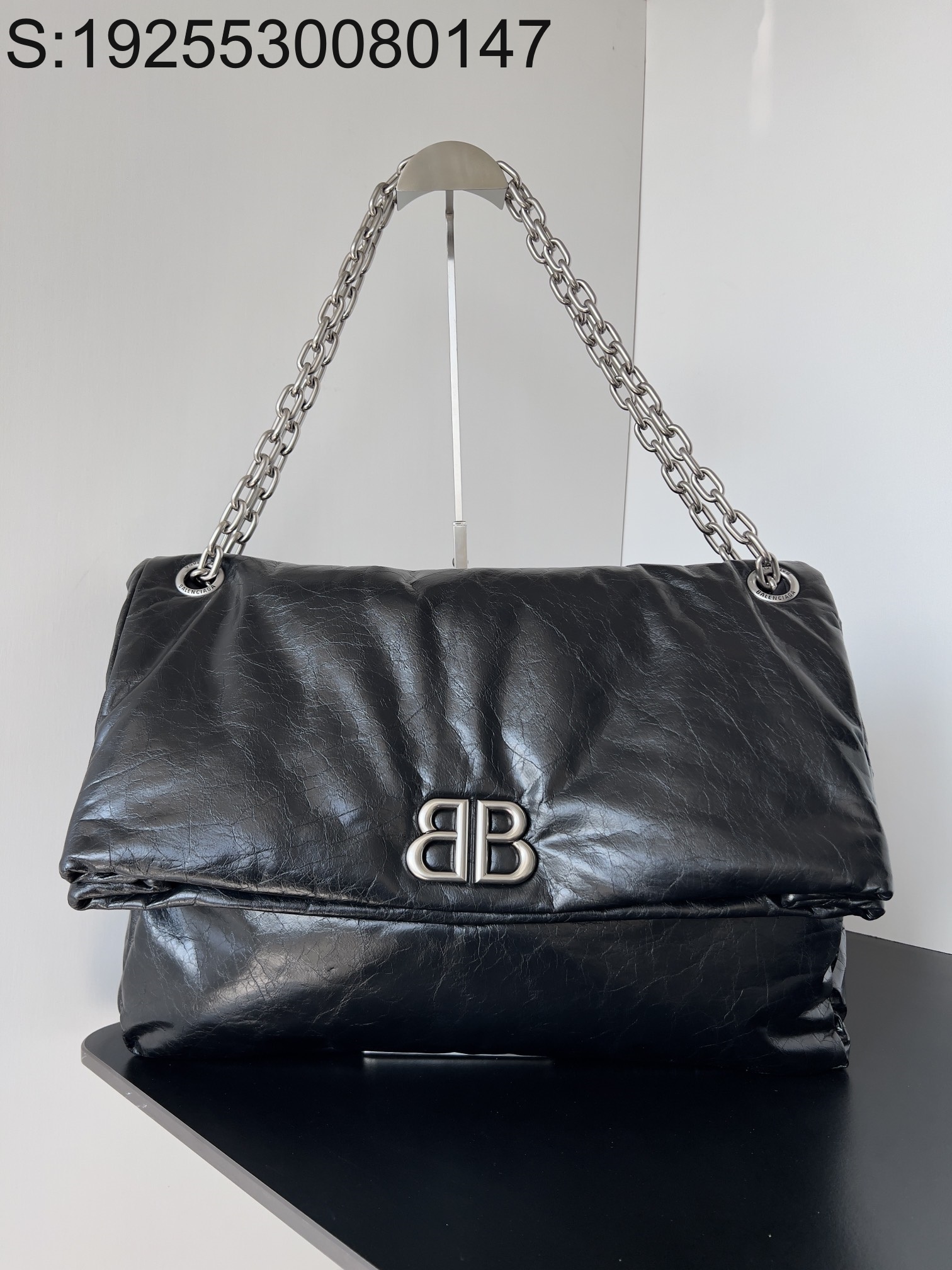 [dxg] 발렌시아가 모나코 라지 체인백 43.5*32*13cm 블랙 빈티지 실버 장식  