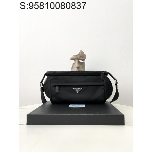 black frame 공장 프라다 리나일론 및 사피아노 가죽 숄더백 2VH994 27*15.5*14cm 블랙 