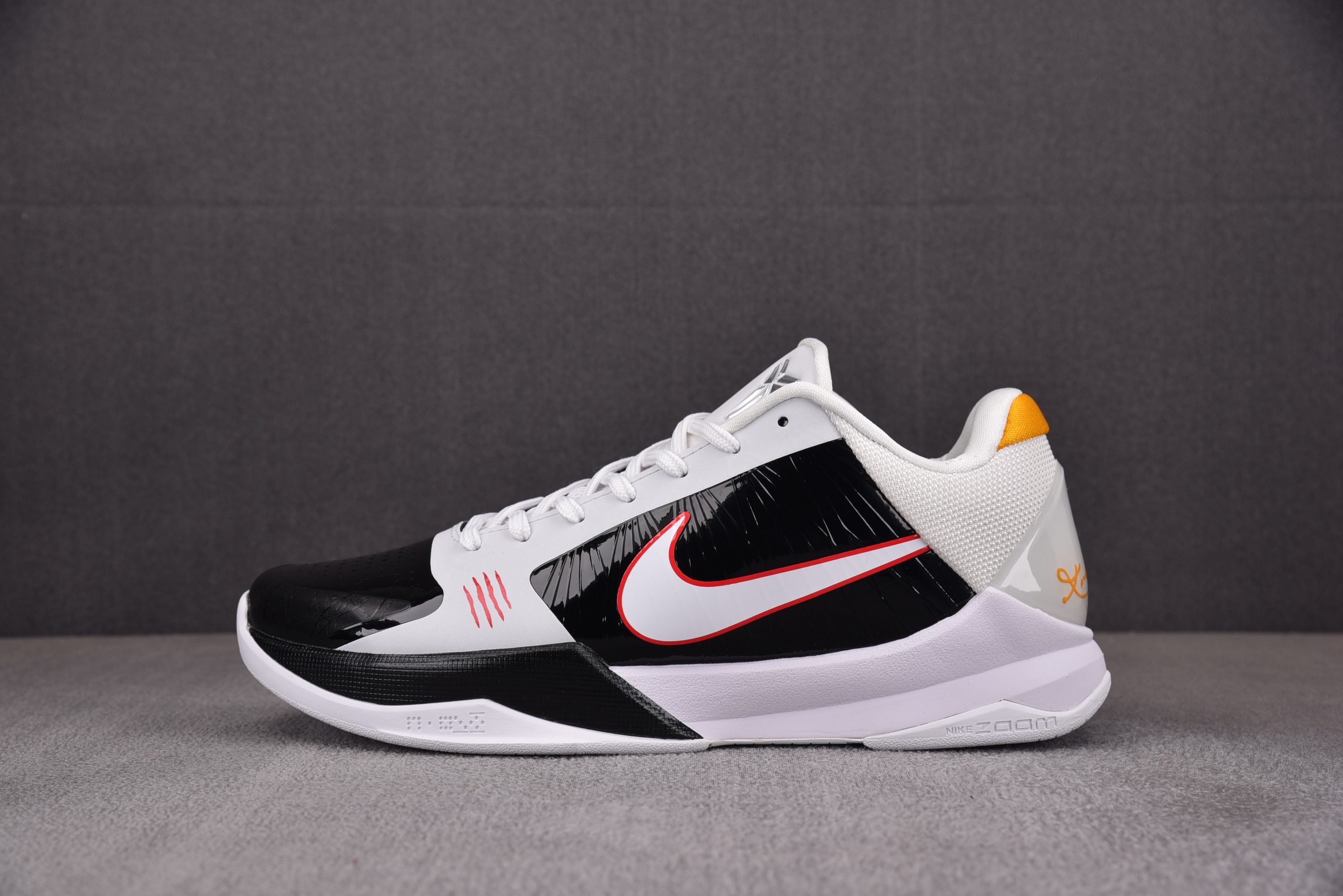 [OG]나이키 코비 5 프로트로 Nk Kobe 5 Protro Bruce Lee Alternate 이소륭 화이트 블랙 CD4991-101