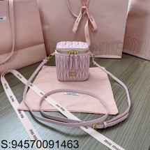 [JHL] 미우미우 마테라쎄 나파 가죽 마이크로 백 5NR018 핑크 10.5*9.5*7cm 