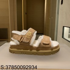 [QR 5009] 디올 금장 양털...