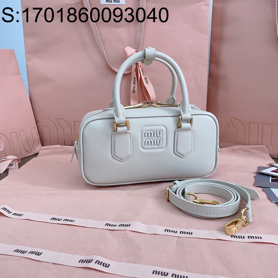 [JHL] 미우미우 아르카디 가죽 백 5BB142 22*10.5*7.5cm 화이트 