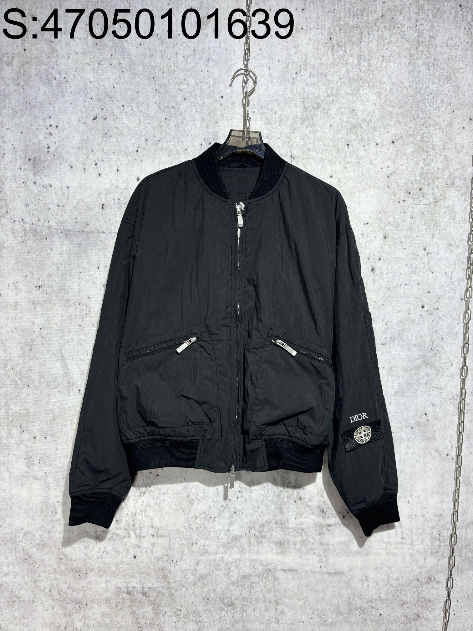 [사슬공장] 디올 스톤아일렌드 24FW 소매 로고 자켓 블랙 Dior