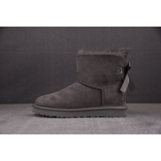 UGG Mini Bailey Bo...