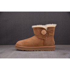 UGG Mini Bailey Bu...