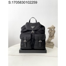 블랙프레임공장 프라다 리나일론 백팩 블랙 2VZ110 39*34*15cm 
