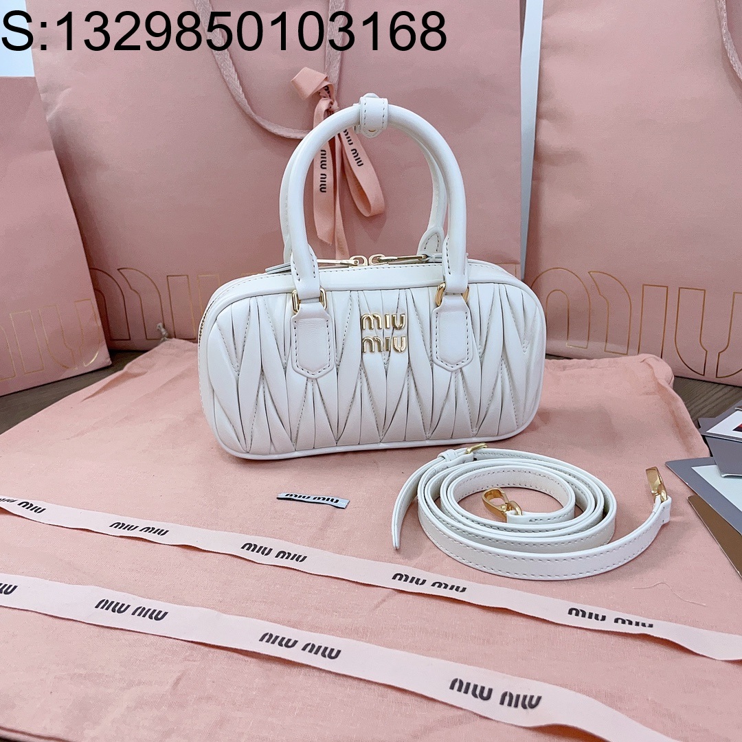 [JHL] 미우미우 아르카디 마테라쎄 나파 가죽 미니 백 19*10*5cm 5BP088 화이트 