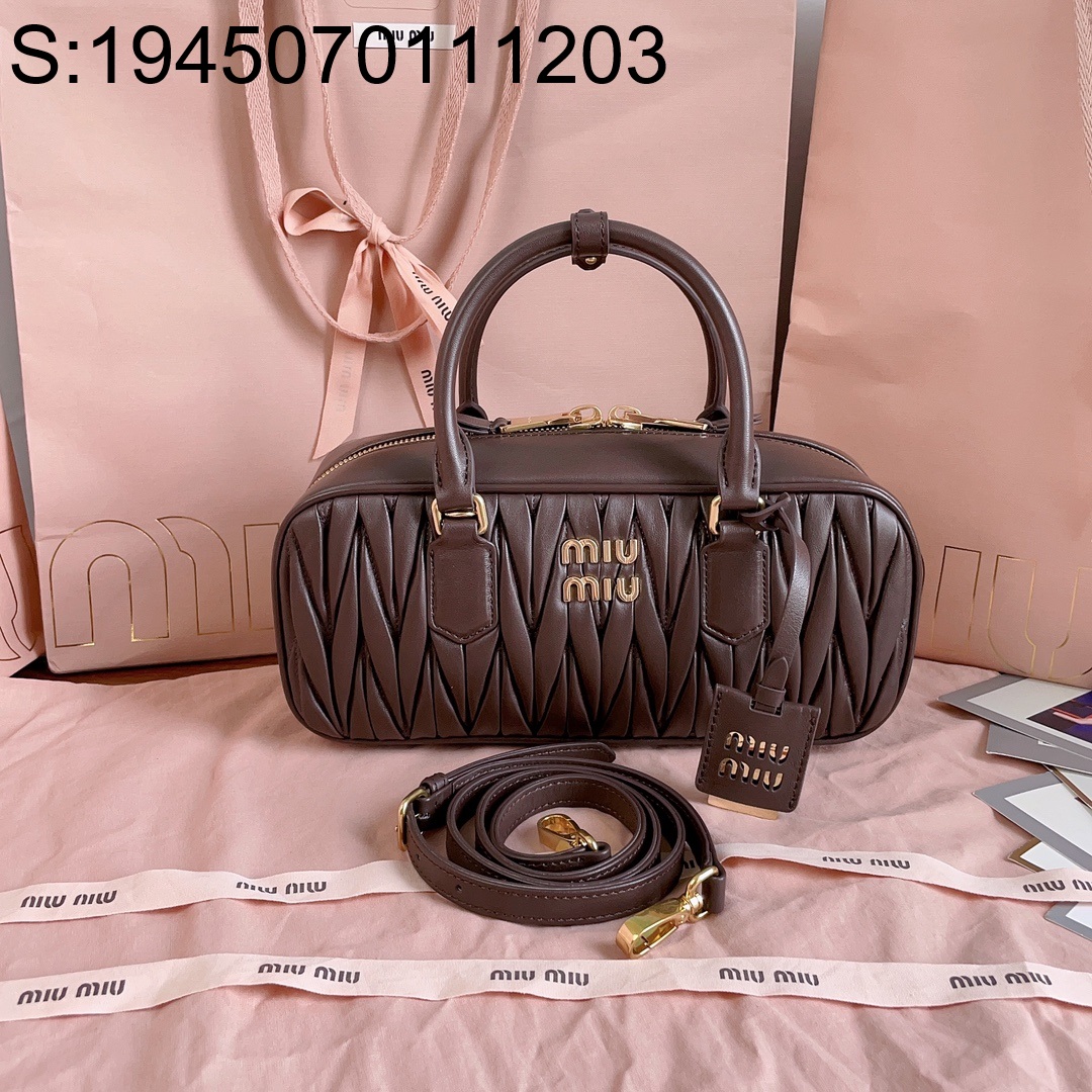 [JHL] 미우미우 아르카디 마테라쎄 나파 가죽 백 5BB148 27*12*9cm 초콜릿 
