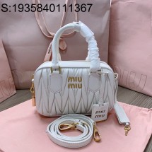[JHL] 미우미우 마테라쎄 나파 가죽 가방 5BB123 19*13*6cm 화이트 