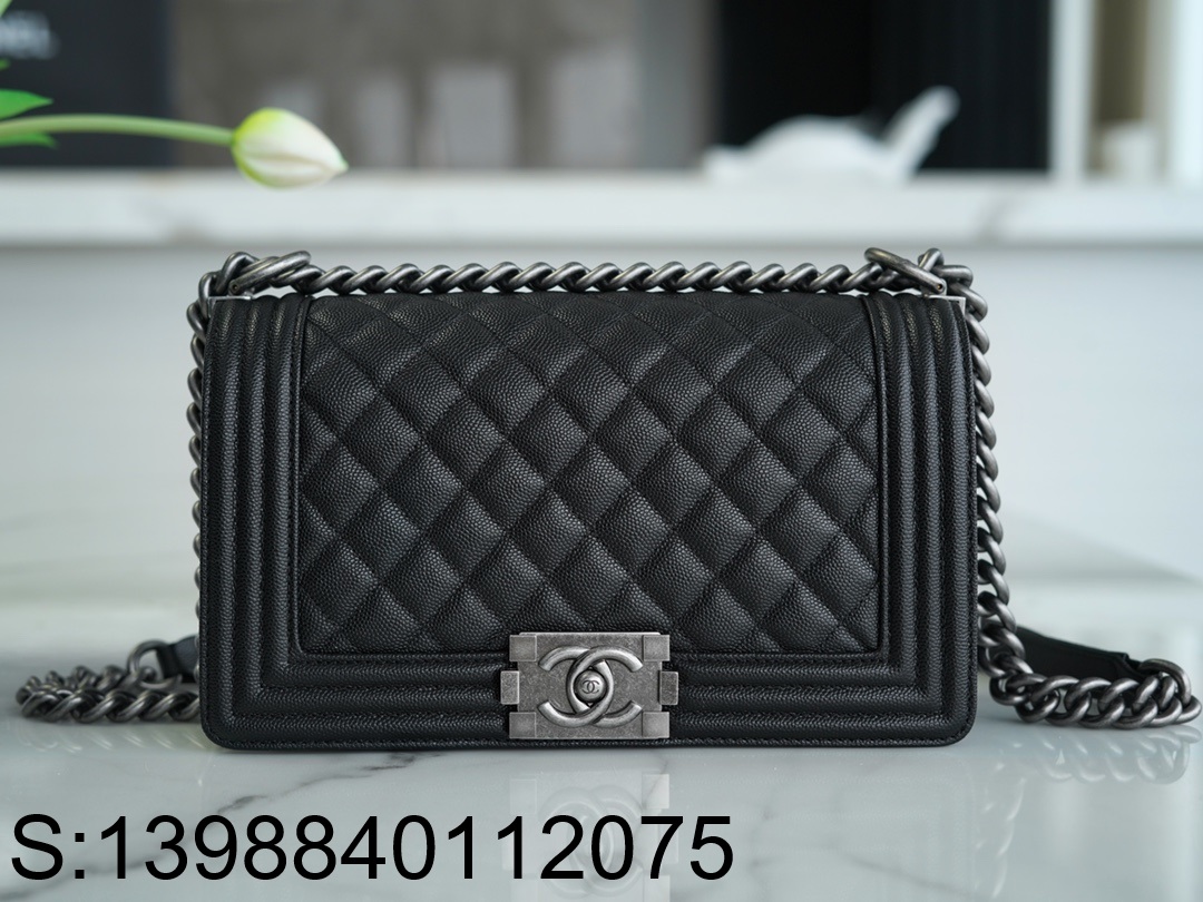 [JD] 샤넬 보이 샤넬 미디움 플랩백 그레인드 카프스킨 루테늄 메탈 블랙 15*25*9cm 