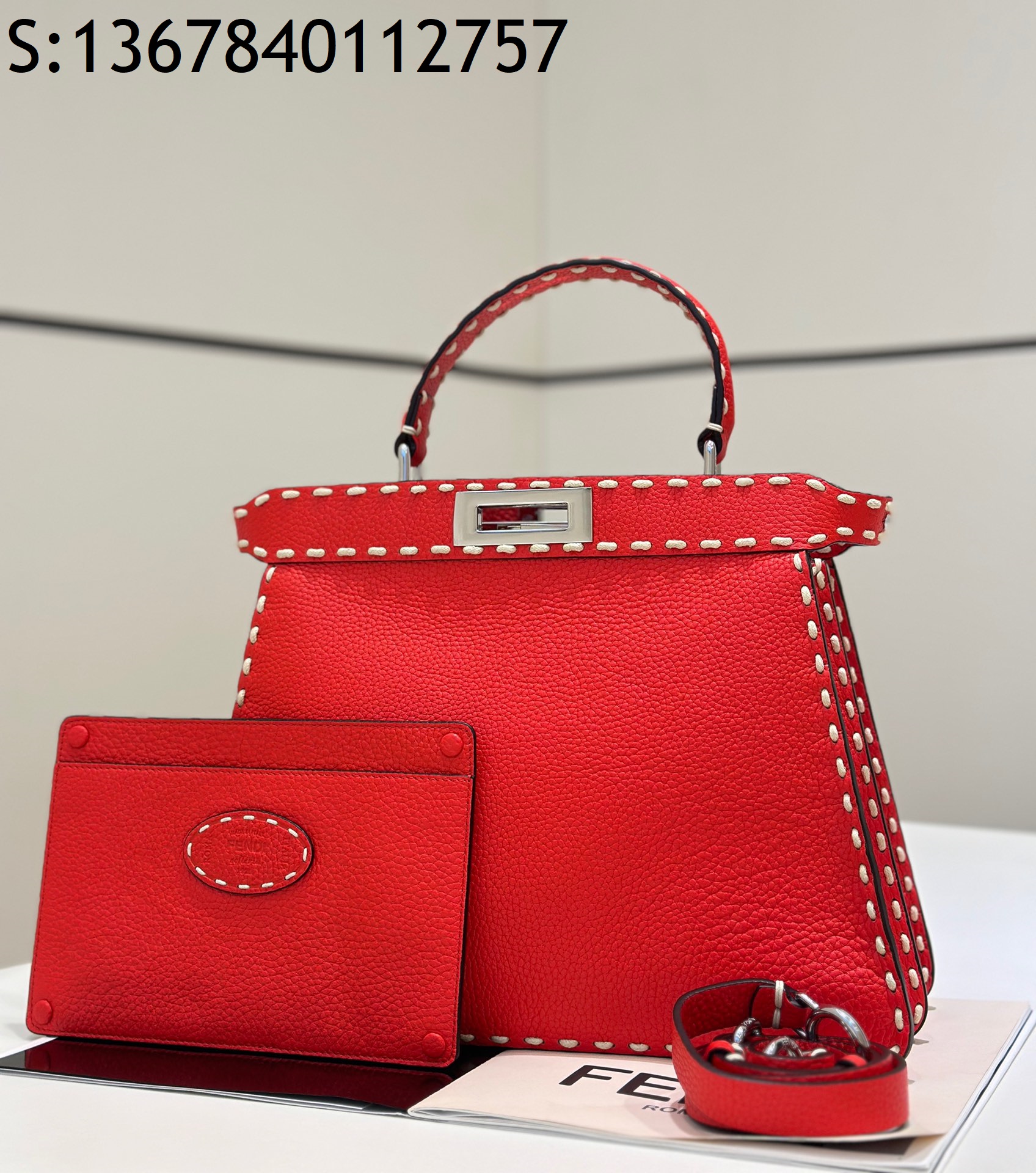[니콜] 펜디 피카부 I See U 미디엄 556 핸드 스티칭 탑스티치 멀티 컬러 셀러리아 백 레드 33*12*25cm 