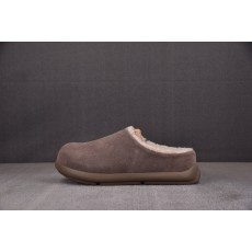 UGG Classic Ultra ...